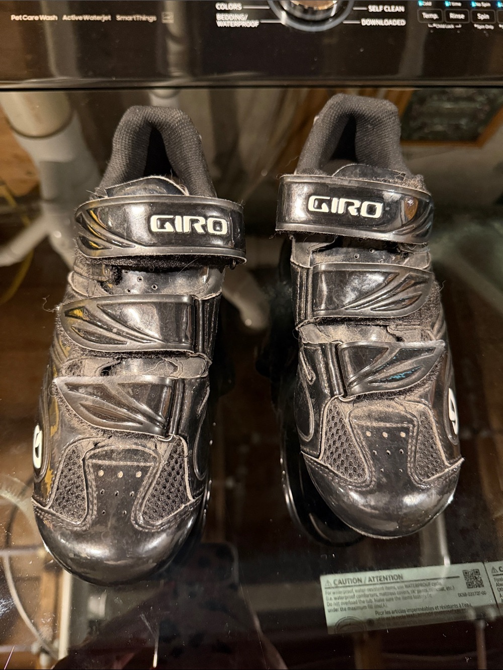 Giro Women’s Black Cycling Sneakers with Triple-Strap Closure
